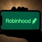 Robinhood Chain  Goes Live, Eyes $1M for Builders and  Growth
