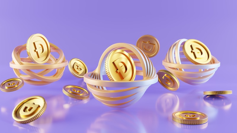Group of gold coins representing free crypto tokens