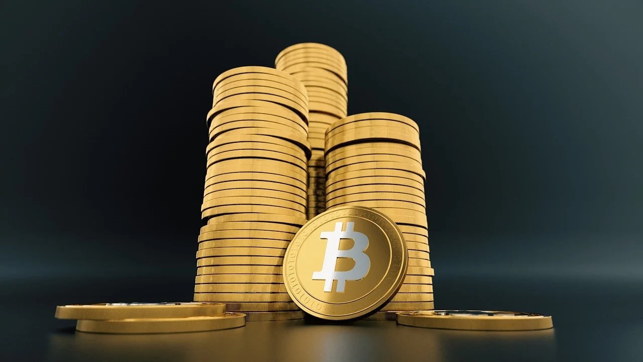 Read more about the article “Unleash Crypto Fundamental & Technical Analysis Now”