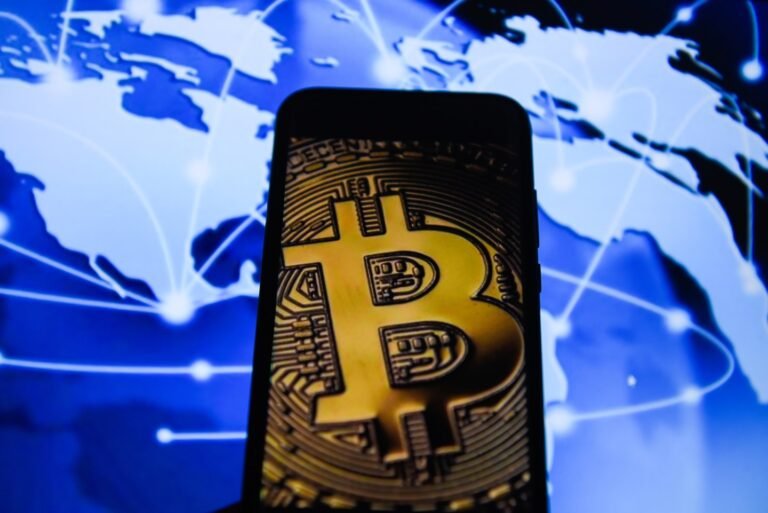 “How Fortune 500 Companies Are Driving the $10T  Coinbase CEO Explains”
